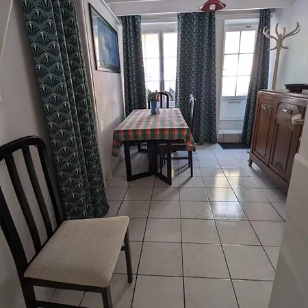 La Campagne A La Holiday home Coutances