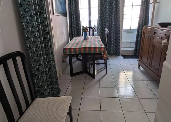 La Campagne A La Holiday home Coutances